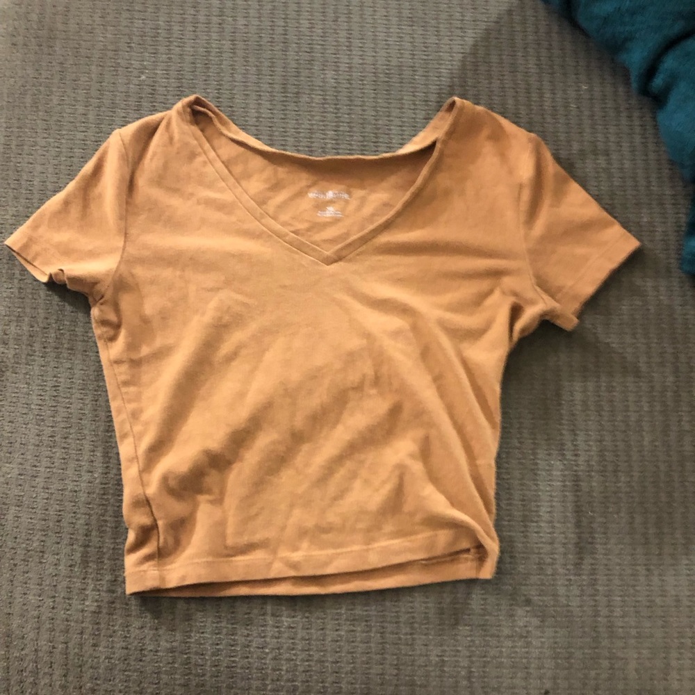 Crop top   V neck